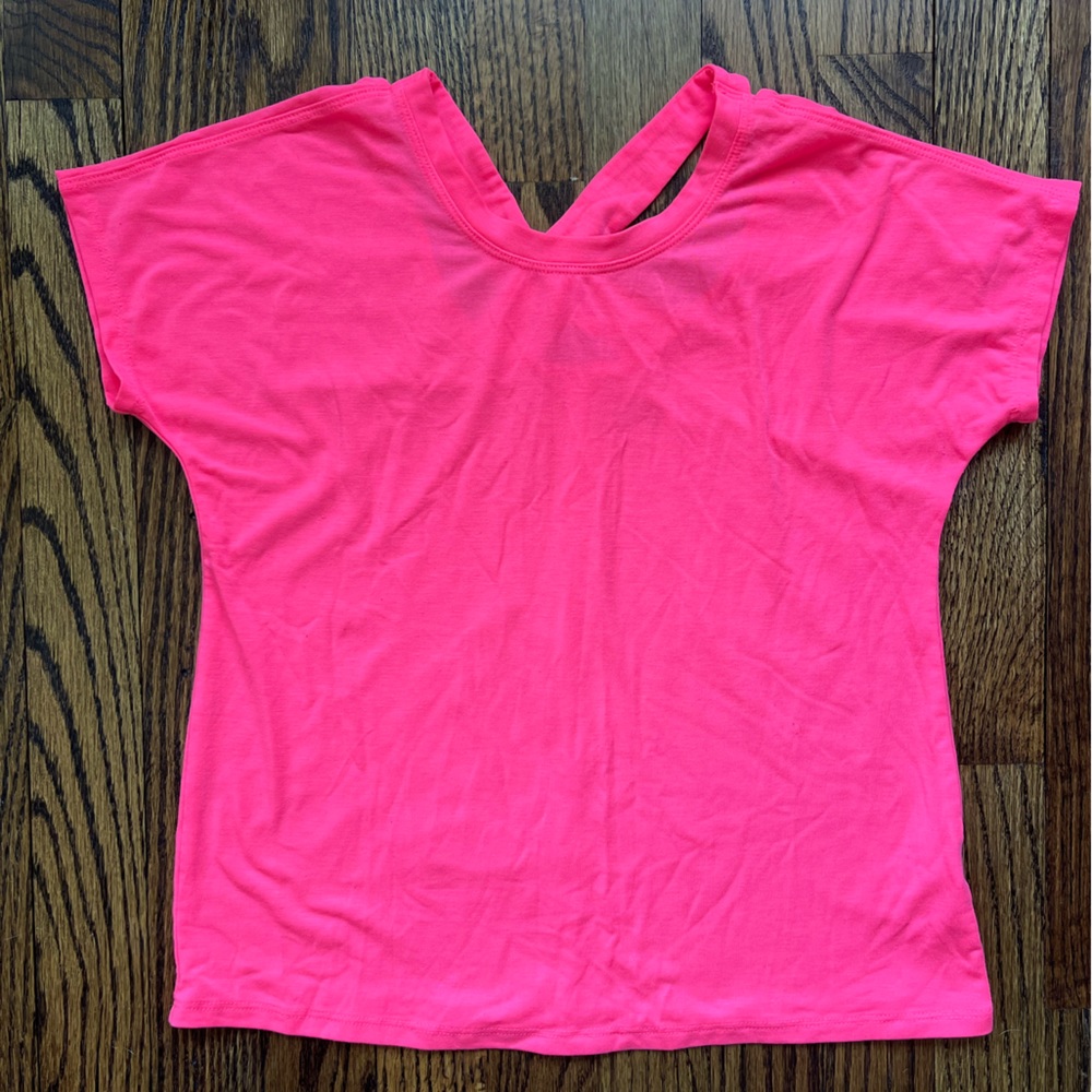 Athleta Girls pink crop top with cute back detail